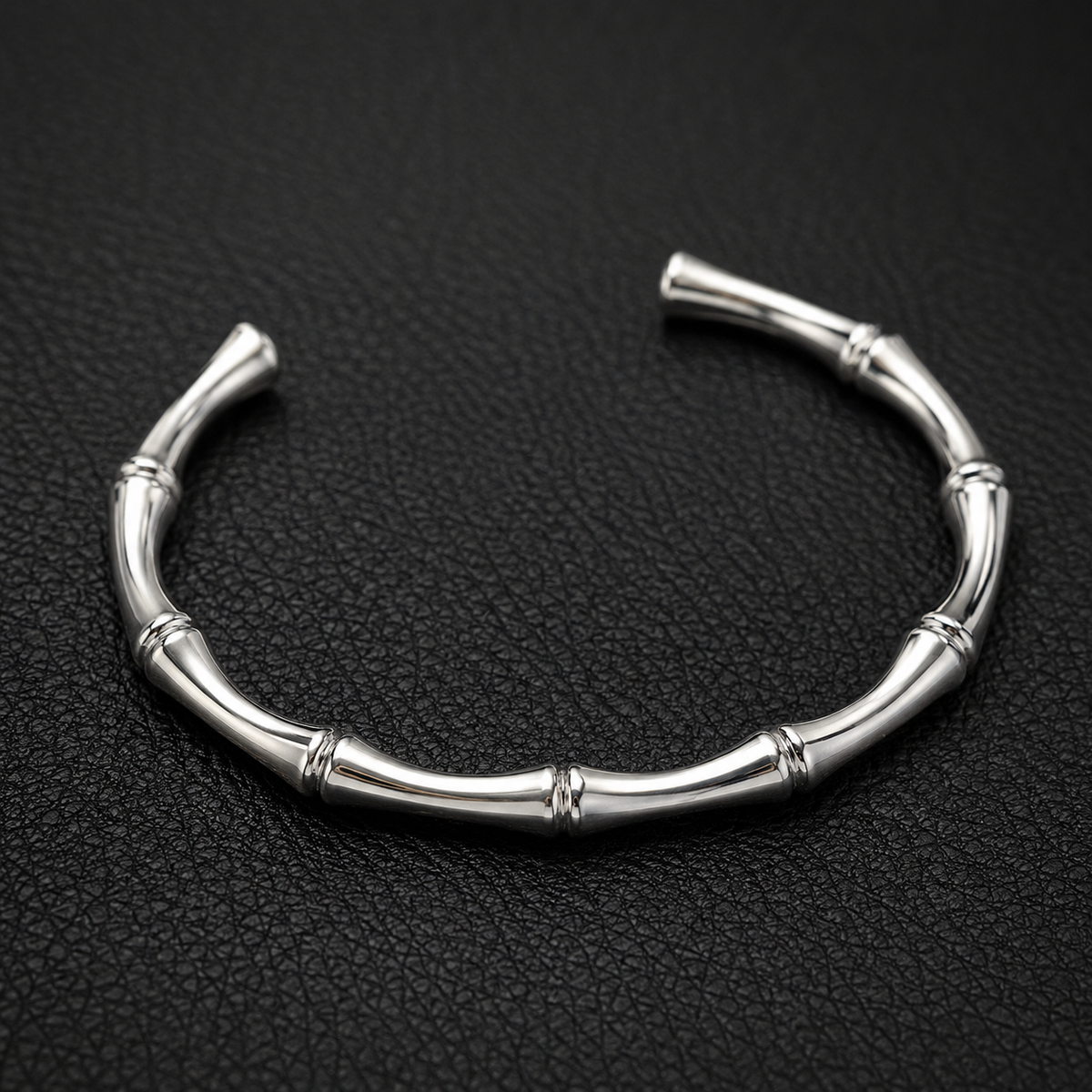 Bamboo Twist Cuff Bracelet – Silver