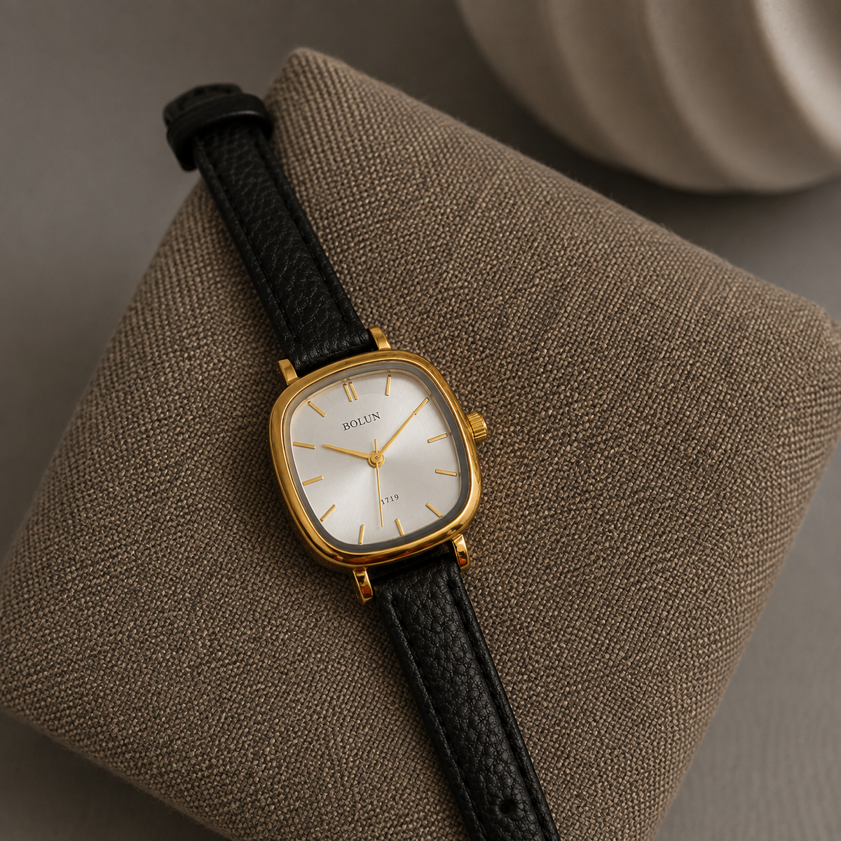 BOLUN A1036 Classic Square Watch – Ivory White