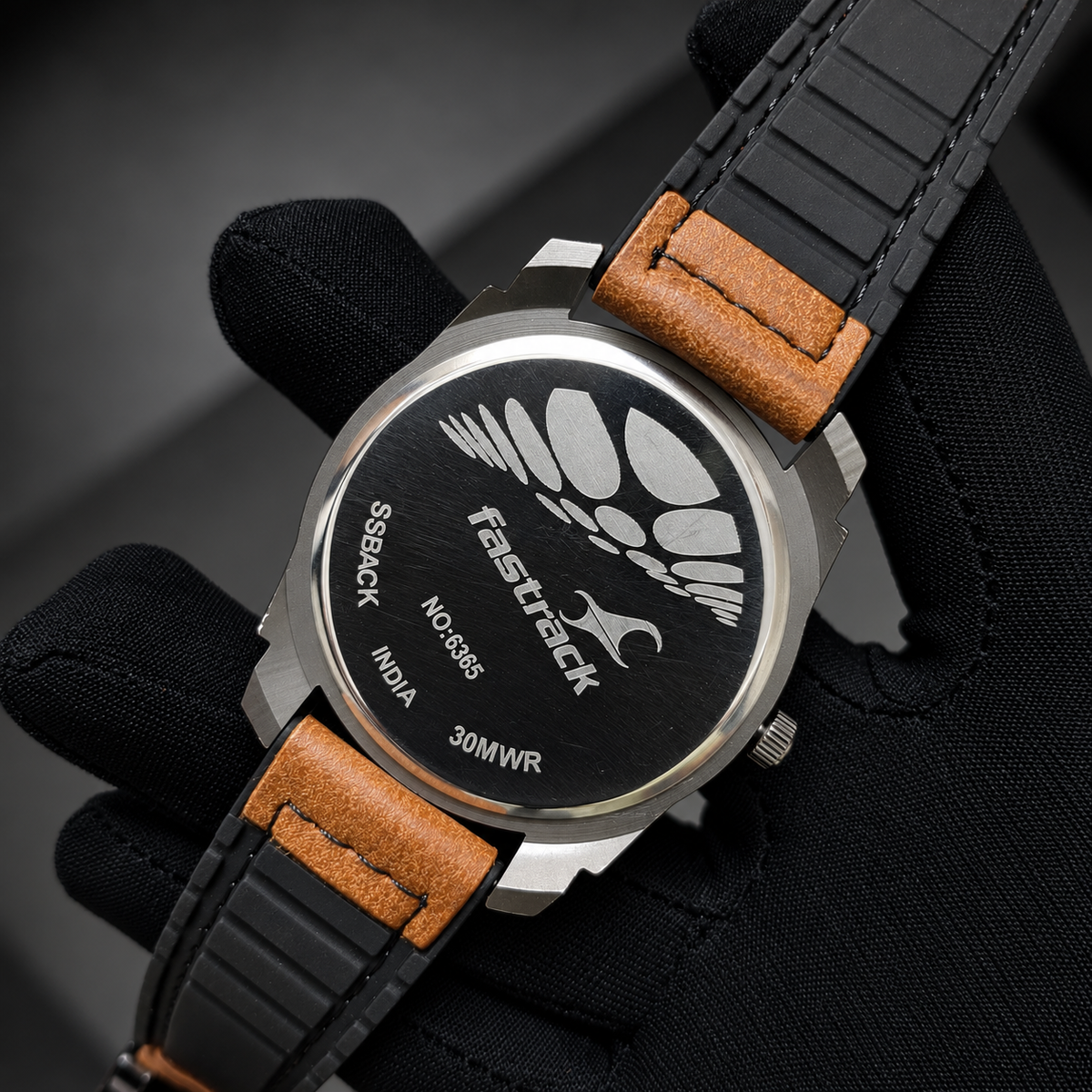 Fastrack 6365 Premium Analog Watch – Tan/White